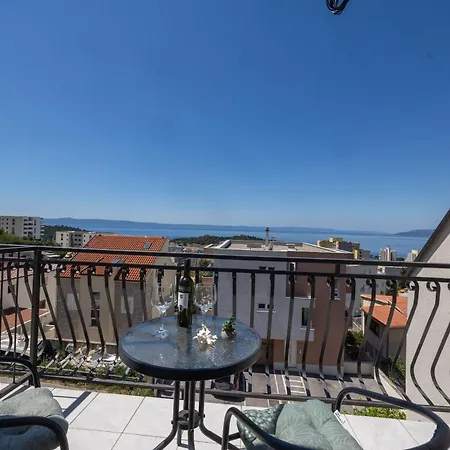 Julijana Appartement Makarska