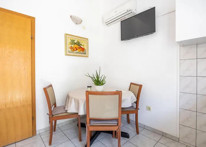 Apartment Julijana *