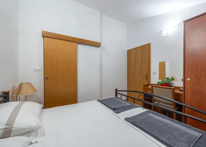 Julijana Apartment Makarska