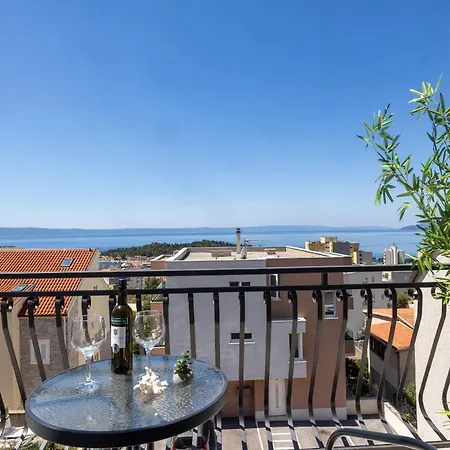 Julijana Apartment Makarska